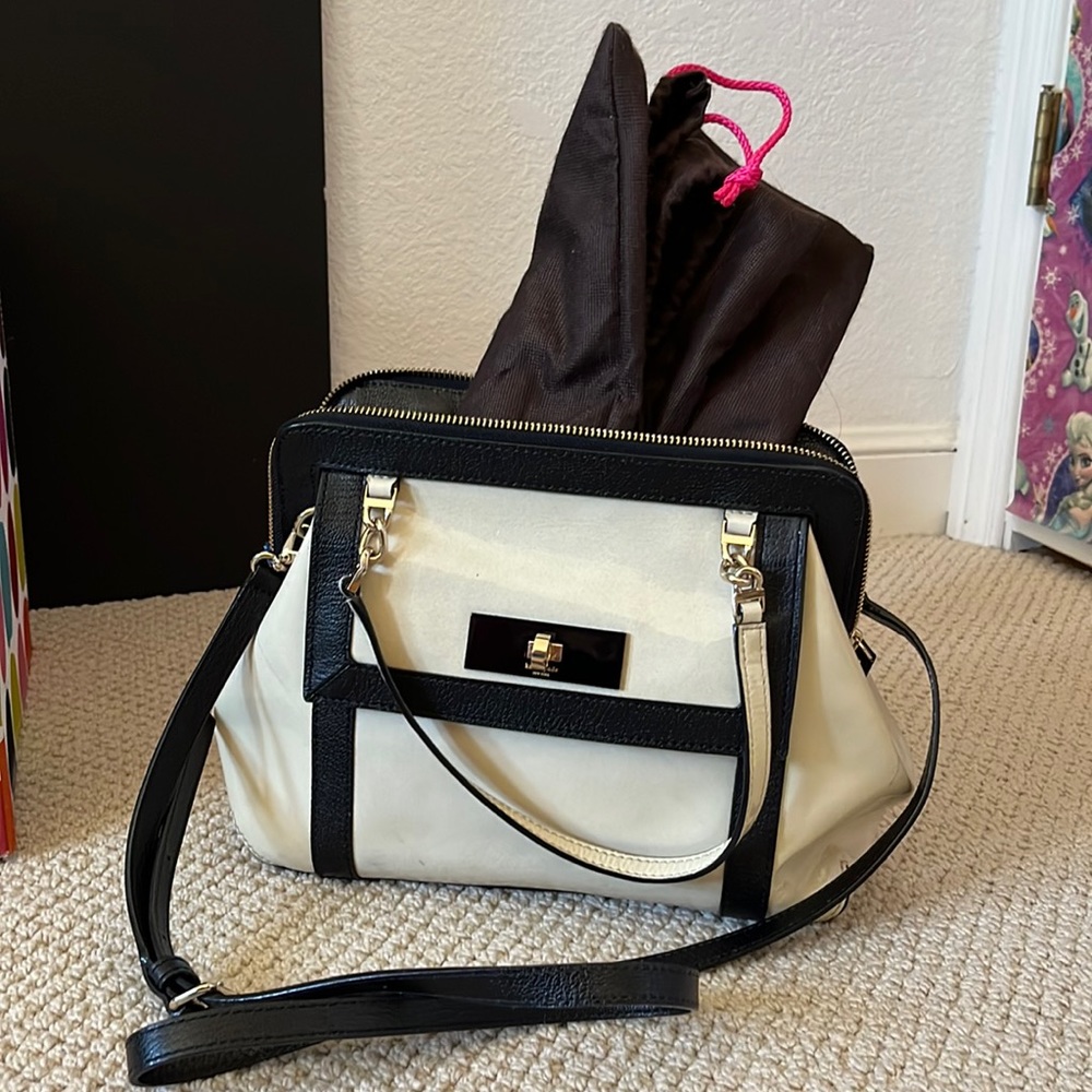 Used Kate Spade cross body purse